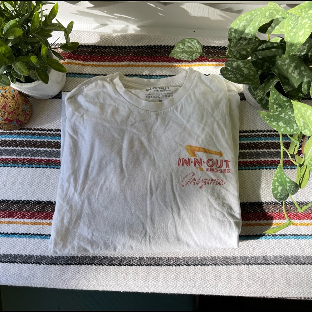 In-n-out burger t-shirt (Arizona)